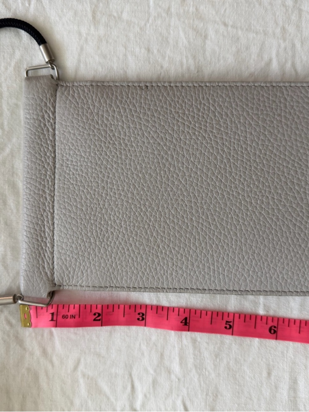 Maison Martin Margiela Light Gray Leather Crossbody Pouch with Black Strap - Picture 2 of 5
